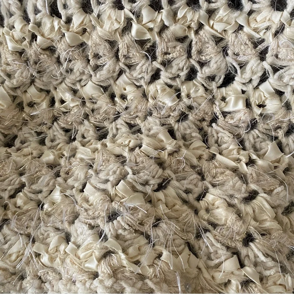 Marge Carson Woven‎ Crochet Knit Fringe Cream Off White Throw Blanket Decorative